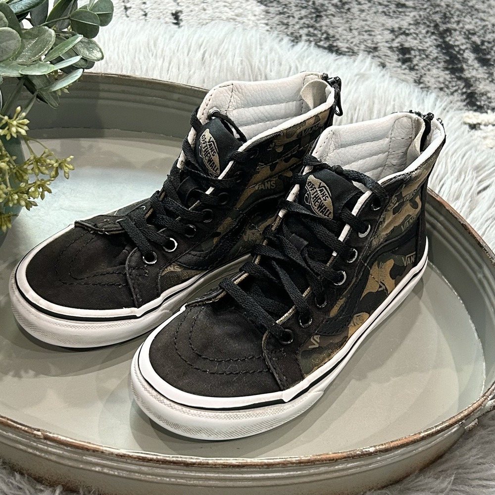 VANS SK8 Hi Zip Up Logo Camo Shoes Size Youth 1